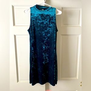 Velvety sleeveless dress